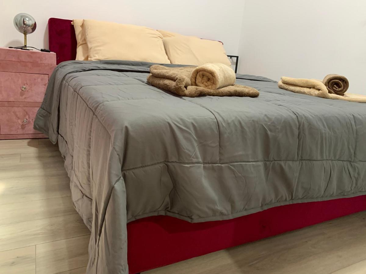 De Lux Nedeljkovic Aparthotel Jagodina Bagian luar foto