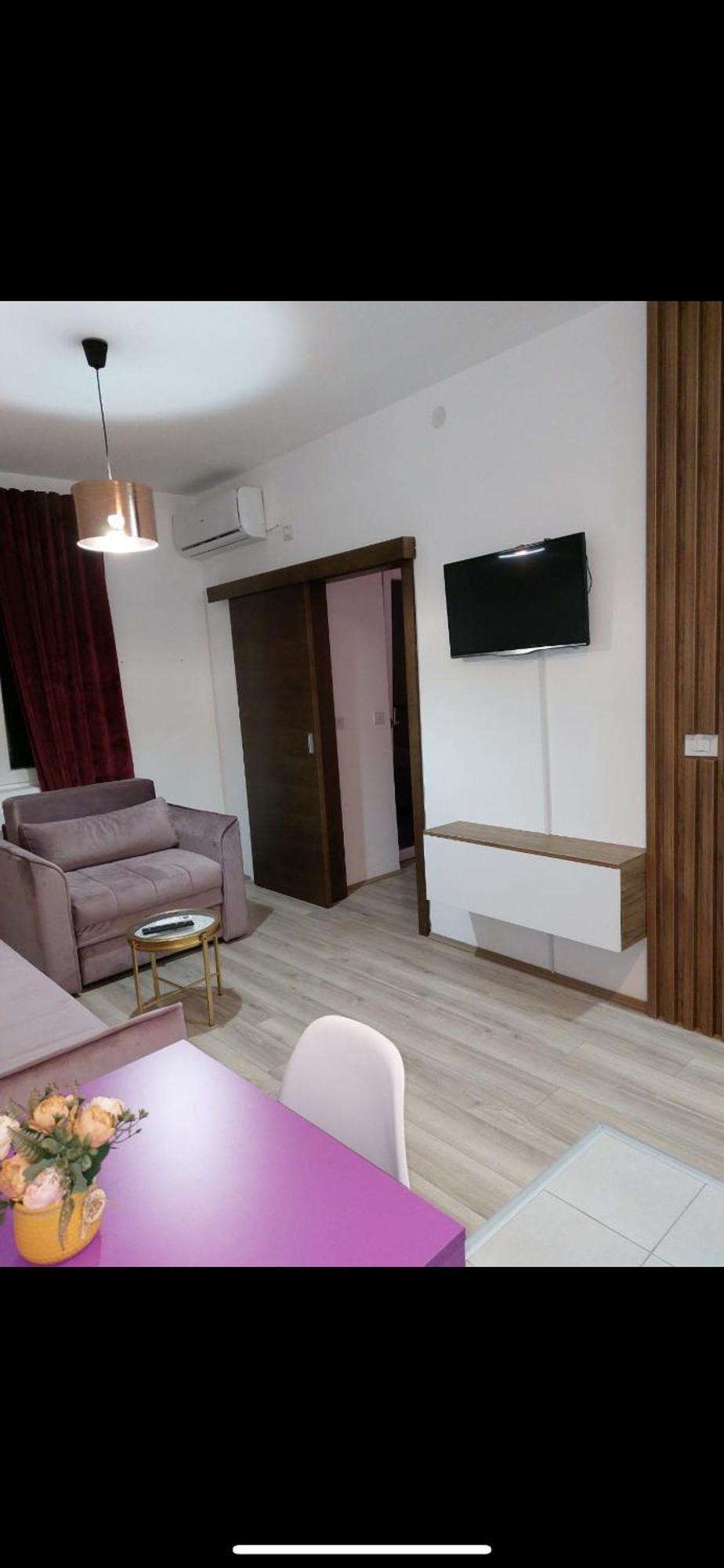 De Lux Nedeljkovic Aparthotel Jagodina Bagian luar foto