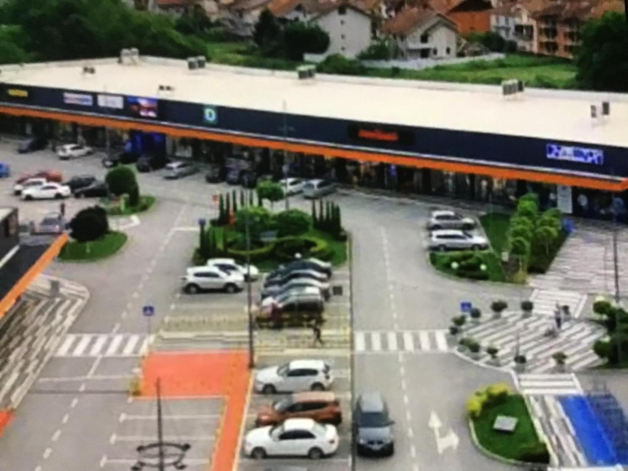 De Lux Nedeljkovic Aparthotel Jagodina Bagian luar foto