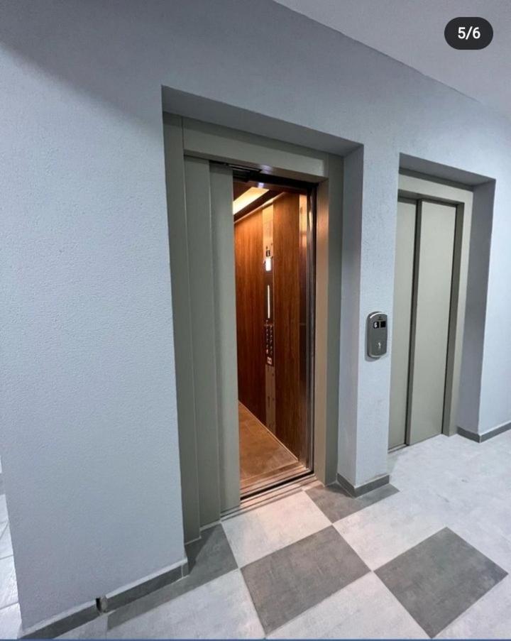 De Lux Nedeljkovic Aparthotel Jagodina Bagian luar foto