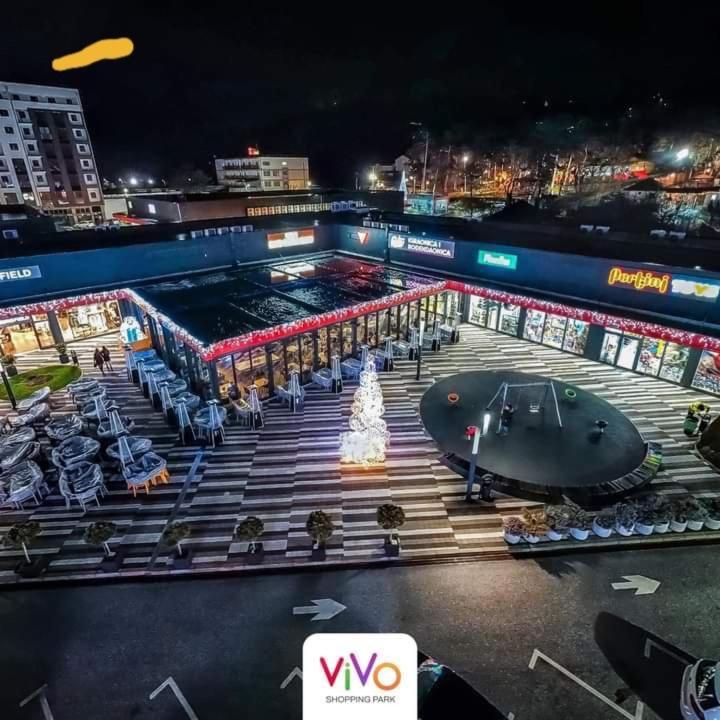 De Lux Nedeljkovic Aparthotel Jagodina Bagian luar foto